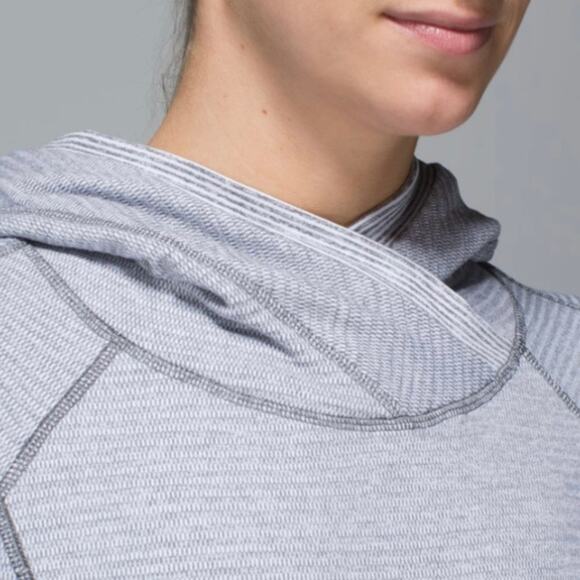 Lululemon Think Fast Hoodie size 2 - Picture 12 of 15